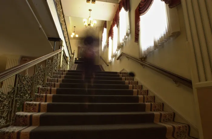 75501767007-gmti-photoj-2000-q-4-m-10-t-06-h-10102500-jff